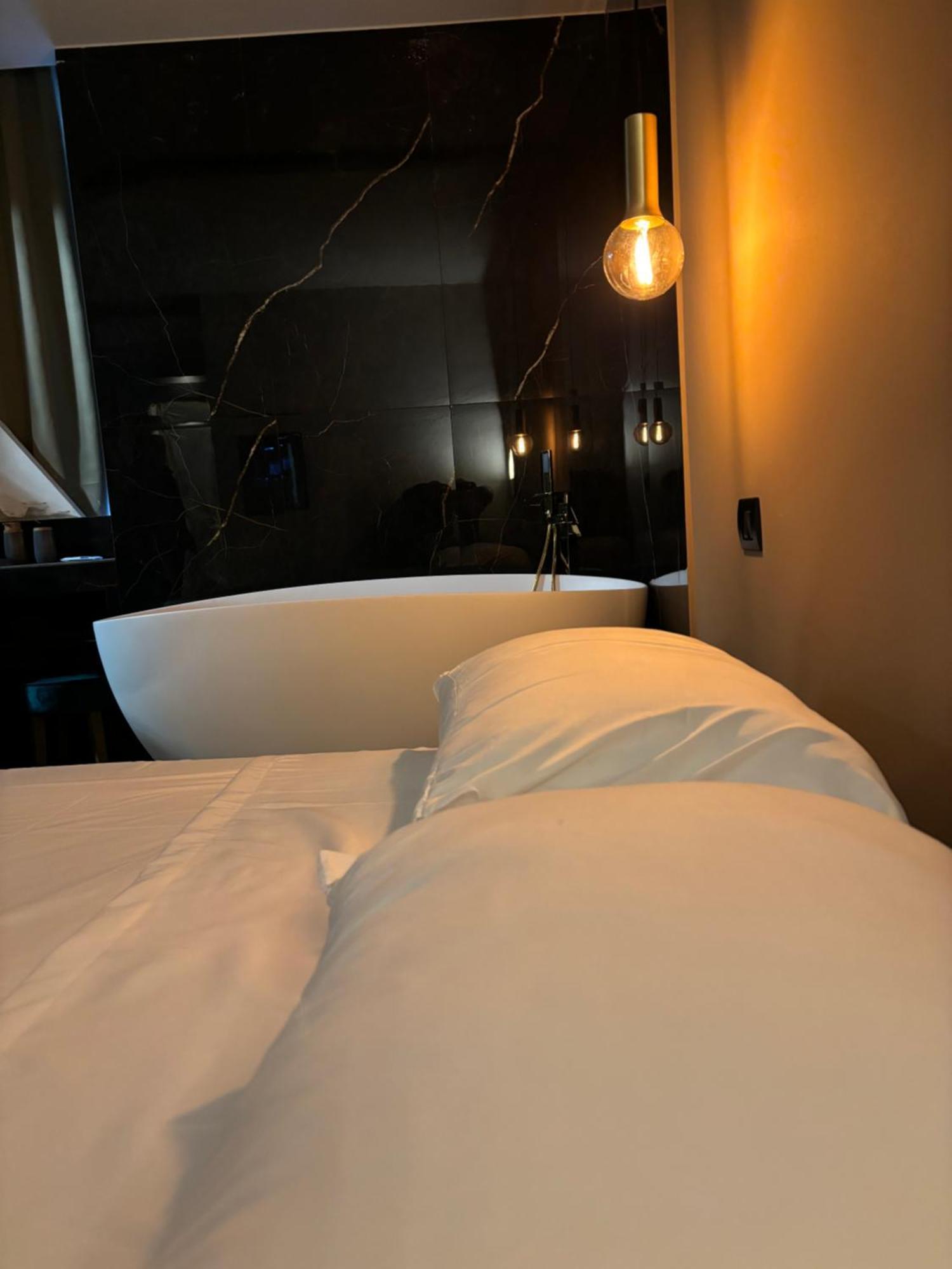 阿齐·卡斯特罗Cbh Sicitaly Group住宿加早餐旅馆 外观 照片
